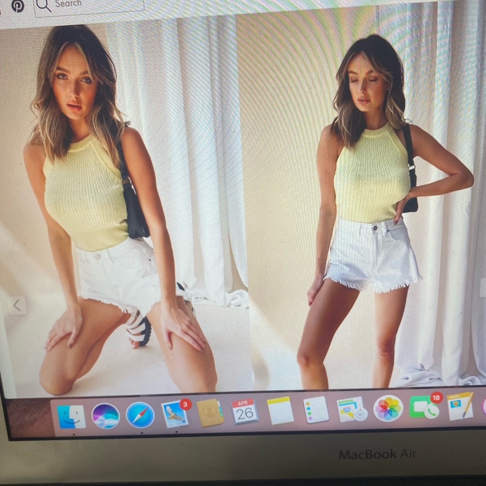 Yellow tank top beginning boutique never worn